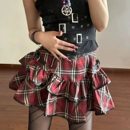 Koreaanse Japanse zoete kleren Gotische punkrokken y2k streetwear donkere esthetiek geplooide baljurk plaid streep mini rok 240416