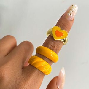 Koreaanse sieraden World Love 3-delige Joint Women's Yellow Heart Ring Set HZS2147