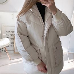 Coréen Lâche Puffer Veste Oversize Femmes Court Hiver Femme Manteau Femmes Épaissie Parka Feminina Harajuku Survêtement Capuche 211013