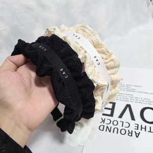 Koreanisches neues Falten-Stirnband mit breitem Rand, Vintage-Schwarz, Luxus-Geschenk-Kopfbedeckung, romantische Damen-Familien-Geschenk-Haarband für Mädchen, modisches vielseitiges Gesichtswasch-Make-up-Stirnband