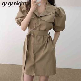 Coréen OL simple boutonnage femmes robe d'été Vintage poches manches bouffantes Mini robes avec ceinture Slim Vestidos 210601