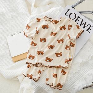 Koreaanse stijl babymeisje kleding sets baby geboren thuis pakken jongens t -shirtshorts 2pcs pyjama's kinderen trainingsuitslaapkleding 240418