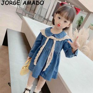 Robe de fille de style coréen Automne Peter Pan Collier Denim Bleu avec dentelle beige Châle Vêtements pour enfants 1-6T Q074 210610