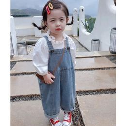 Koreaanse stijl Kids Kinderen Oversized Wijde Pijpen Denim Overalls Babykleertjes Jongens Meisjes Losse Match Casual Broek 240108