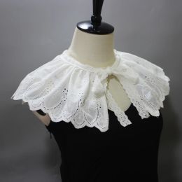 Collier de forme de feuille de style coréen faux châle châle Sweet broderie Collier décoratif demi-chemise en maille détachable mini poncho