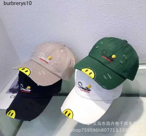 Koreaanse stijl smiley baseball cap fashion casual en veelzijdige letter baseball cap ins netto rode smiley geborduurde baseball cap