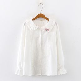 Koreaanse stijl Student Dames Tops en Blouses Lolita Peter Pan Kraagknop Lace Blouse Teen Girl Floral Long Sleeve White Shirt240402