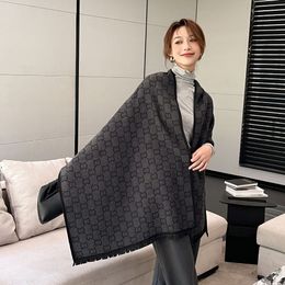 Koreaanse stijl winter nieuwe kunstmatige kasjmier sjaal sjaal dames dual-gebruik airconditioning sjaalsstudenten letters sjaals dubbelzijdige tweekleurige tweekleurige