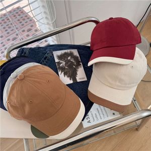 Versión coreana de bloqueo de color versátil, cabeza grande, cara redonda, mujeres de béisbol pequeñas, parte superior suave agrandada y profundizada, ala ancha, gorra de pico de pato para hombres