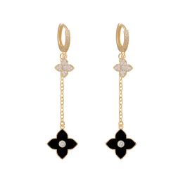 Version coréenne des boucles d'oreilles trèfle à quatre feuilles de haute qualité pour femmes, mode classique, fleur en Zircon, boucle d'oreille percée, bijoux cadeau