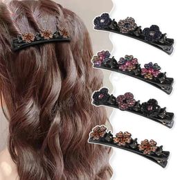 Pince à cheveux coréenne pour femmes, avec 3 fleurs en cristal sur le côté, pinces à cheveux tressées pour filles, Barrettes douces et élégantes, accessoires pour cheveux