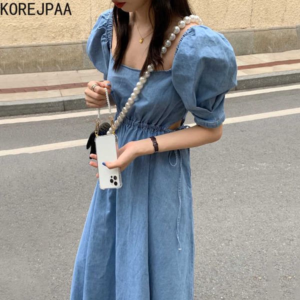 Korejpaa Femmes Robe Été Français Rétro Col Carré Soigneusement Usiné Creux Fuite Taille Puff Manches Denim Robes 210526