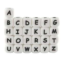 KOVICT 100PCS ALPHABET ENGELSE SILICONE Letter Beads 12mm Baby TEETHER ACCESSOIRES VOOR PERSOMLEGESEN POCIFIER CLIPS KANT TEINS TOY 220815