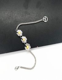 Kpop Gdragon Three Daisy Design armbanden Peaceminuson Women Sieraden Peaceminusone unisex accessoires WJ376 HI4I9617013