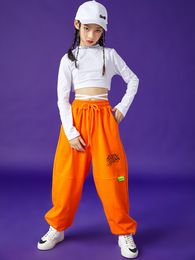 Kpop Girls Vêtements White Crops Tops Pantalons de survêtement orange Manches longues Hip Hop Costume Kids Modern Dance Practice Show Wear BL9384