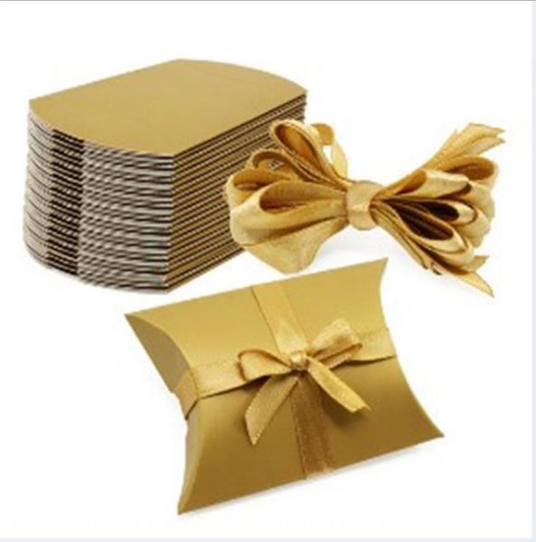 Oreiller en papier Kraft Boîte à bonbons Boîtes de faveur pour fête de mariage Baby Shower avec ruban Chocolat Cadeau Treat Wrap