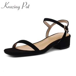 Krazing Pot Big Taille 42 43 Kid Suede Peep Toe Y Med Talon Concis Classic Summer Summer Young Lady Streetwear Women Sandals 240327