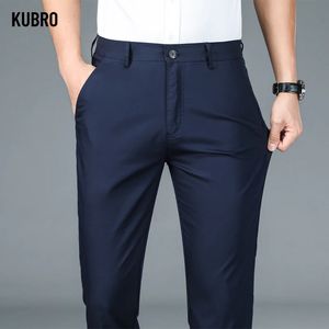 Kubro Ensemble commercial direct de luxe de haute qualité pour les concepteurs de fibres de bambou pour hommes élégants et pantalons décontractés pour le printemps et l'été 240506