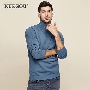 KUEGOU automne hiver pull homme tricot col haut col roulé hommes pull chaud mode gentleman grande taille XZ-8923 201221