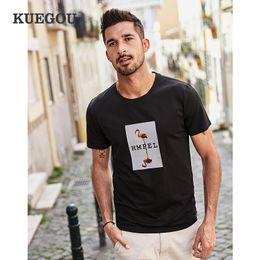 KUEGOU Camiseta para hombre Manga corta Moda Algodón Elástico Camiseta Hombres Verano Slim T Shirt Hombres Blanco Negro Tamaño superior UT-09336 210524