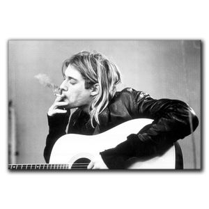 Affiche Kurt Cobain, affiche du groupe musical Nirvana, imprimés en toile d'art mural noir et blanc, chanteur vintage Portrait peinture de peinture murale pour la chambre à coucher décor