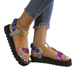 Kurt Geiger London Rainbow Slippers Designer Hawk Head Sandals Sandales célèbres marques surdimensionnées colorées épaisses Sandales de plage