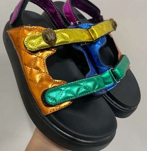 Kurt Geiger Sandals Platform Slippers Women ING Rainbow Summer Beach Sandals Designer Slides Flat Shoes Flat Head Diamond Hook256 Hejkhg