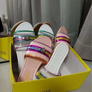 Kurt Geiger schoenen 2024 Nieuwe gekleurde slippers met platte bodem voor buitenlandse handel, metalen adelaar van vrouwen, buitenkleding, lettervormig logo, groothandel van slippers