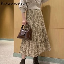 Kuzuwata primavera nuevo estilo francés faldas de mujer elegante Chic estampado Irregular Patchwork Jupe Oficina señora alta cintura falda plisada 210310