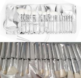 Kylie Jenner Make-up 16pcsSet Zilver Kleur Metalen Buis Zachte Haarborstels Cosmetica Schoonheid Gereedschap Toilettas Kit met Bag2416055