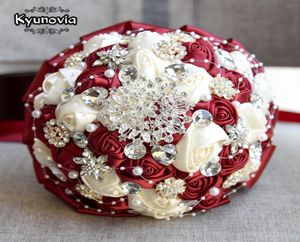 Kyunovia Bordeaux Broche Boeket Ivoor Bruid Boeketten De Mariage Kunstmatige Kristallen Bruiloft Bloemen Buque De Noiva 4 Kleuren FE866452122