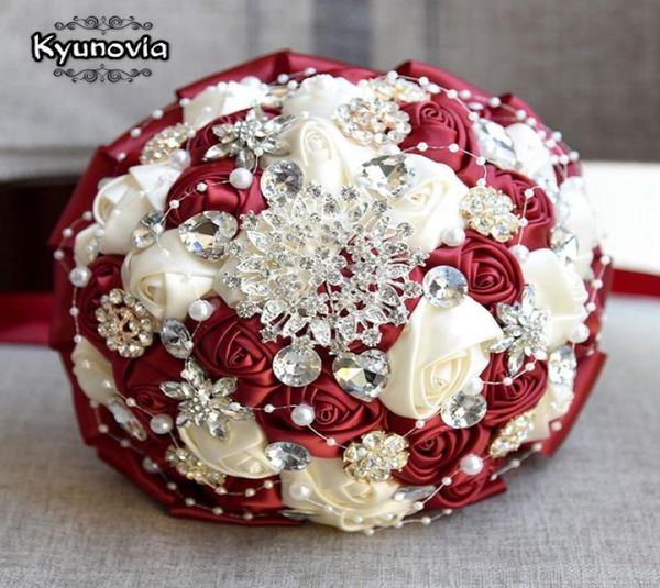 Kyunovia Borgoña Broche Ramo Marfil Novia Ramos De Mariage Cristal Artificial Flores De Boda Buque De Noiva 4 Colores FE866072000