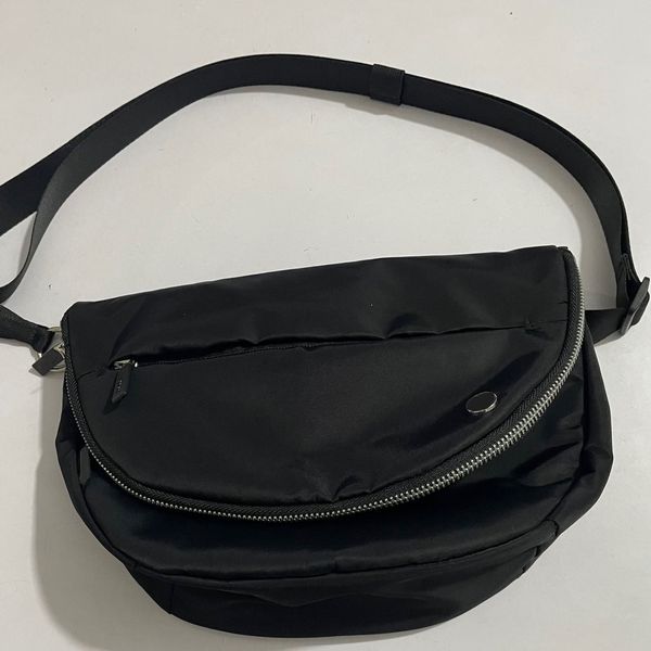L 24SS Designer Bag Festival 5L/2L de ancho de ancho Crossbody Repelente Micro Shoulder Bags Messenger Bags tienen correa ajustable