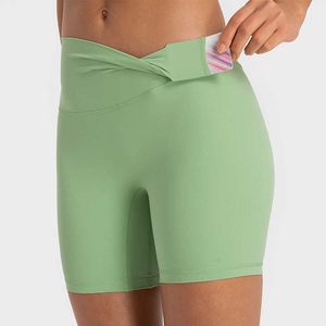 L-80 Pantalones cortos de yoga de talle alto Nake Feeling No T-Line Pantalón ajustado elástico Leggings Deportes para mujer Pantalones calientes Trajes atléticos Ropa deportiva delgada