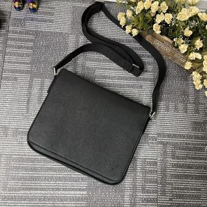 L Heren Sirius Messenger bag Damier Infini Onyx handtas Telefoon Camera Kofferbak Portemonnee Crossbody Schouder District vierkante Flap Designer Mini Postbode Tote M45272 M46255 AAA