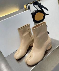 Bottes pour femmes, bottes à hauteur de genou, bottes hautes d'hiver marron, bottes en cuir à la mode