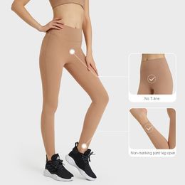 L221 Medias de tiro alto Pantalones de yoga Leggings elásticos para mujer Pantalones de chándal sin línea en T Pantalones deportivos para correr