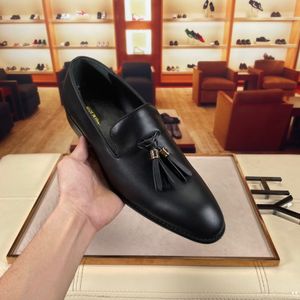 L9/12Model elegante mannen oxford schoenen veterheren jurk aangeklaagde schoenen zwart bruin puntige teen heren casual schoenen kantoor trouwschoenen voor mannen