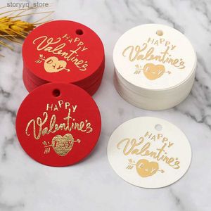 Étiquettes Étiquettes Joyeux Saint Valentin Étiquettes Cadeaux Rond Blanc Noir Rouge Étiquette En Papier Cartes Étiquettes Fournitures D'emballage De Fête De Mariage Boîte À Gâteau Étiquette Volante Q240217