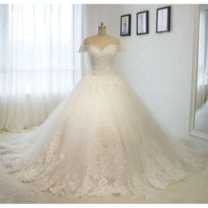 Lace Ball Chapel nieuwste jurken 2020 applique trein korset terug kralen van de schouderhuwelijk bruidsjurk Vestido de novia