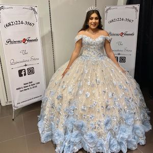 Dentelle perlée luxueuse Quinceanera robes de bal fleurs faites à la main robe de bal soirée douce 16 robe ZJ175