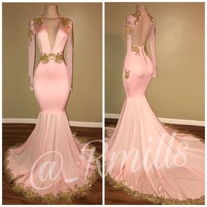 Sexy Backless Deep V-Neck Pearl Pink Prom Party Jurk Mermaid Lange Mouw Gold kralen Appliques Lace Sweep Train Eveningjurken