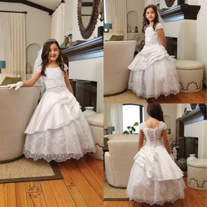 Kant bloem meisje jurken voor bruiloft geborduurde satijn ruche tule lace up corset rug kralen organza cap sleeves lange communie jurk