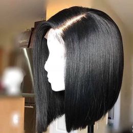 Perruques de cheveux humains avant en dentelle pour les femmes noires perruque BOB droite Remy noeuds noirs cheveux brésiliens pré plumés avec des cheveux de bébé