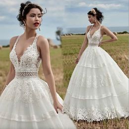 Lace Ivory kralen trouwjurken Deep V Neck Beach Bridal Jurken Sweep Train A Line Boheemian Vestido de Novia Estido