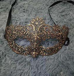 Masque de mascarade de dentelle Femmes Masque pour les yeux de style vénitien pour le carnaval Halloween Prom Ball Fancy Dress Gold309O230Z7925079