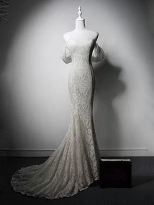 Lace Mermaid Robes de mariée 2024 Pictures réelles Robes de mariée balayent le train à lacets / fermeture à glissière