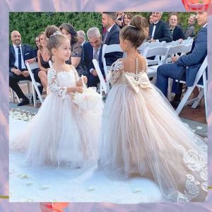 Lace Pageant Nieuw bloemenmeisje Bows Children's First Communion Princess Tulle Ball Jurk Wedding Party Jurk 2-14 jaar