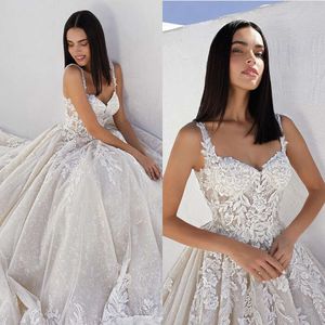 Lace Spaghetti Elegant Ball Wedding Bloemjurken Aanvragers Backless Court Ploes Custom Made Bridal Jurk Plus Size Vestidos de Novia