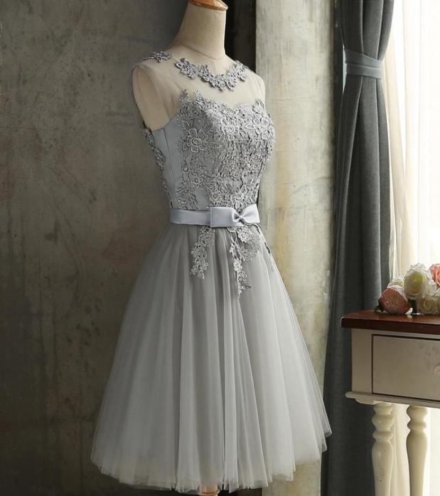 Lace Up borduurwerk zilveren korte bruidsmeisje jurken hele goedkope trouwfeest prom jurk 2018 lente nieuwe thuiskomstjurk8756207